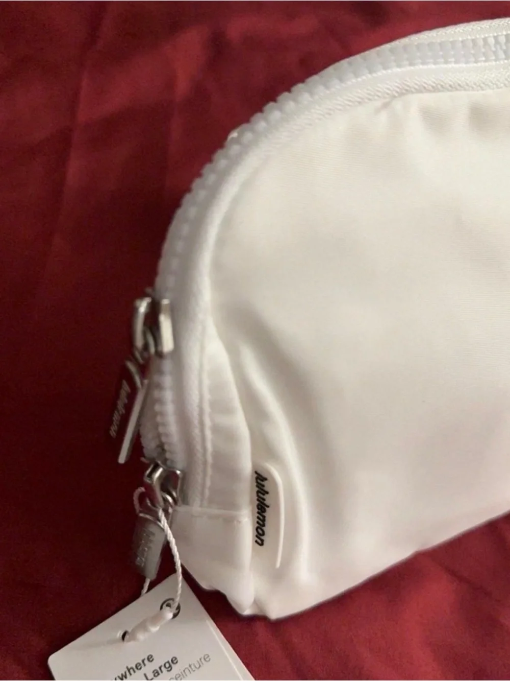 Lululemon belt bag size 2 L